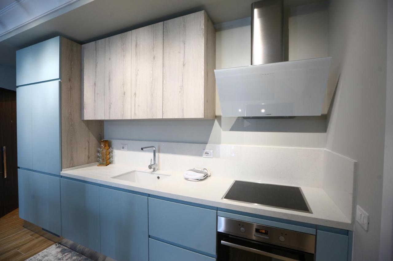 Blissful Apartments Sarande Exterior photo