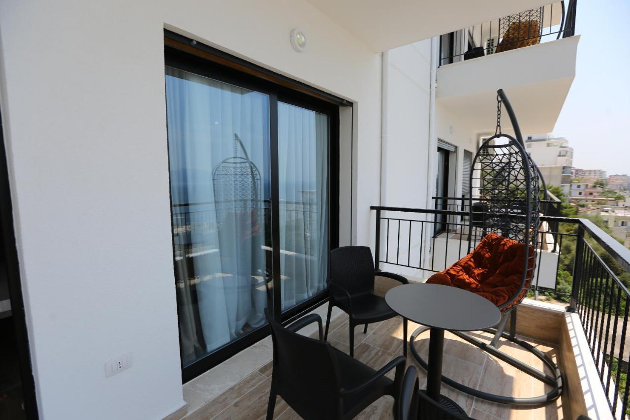 Blissful Apartments Sarande Exterior photo