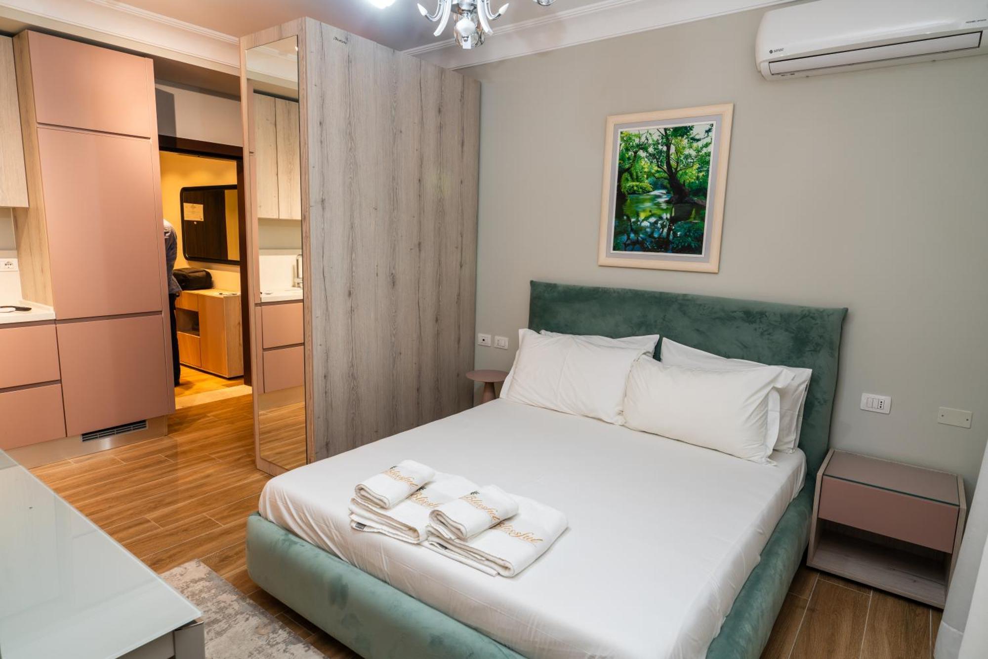Blissful Apartments Sarande Exterior photo
