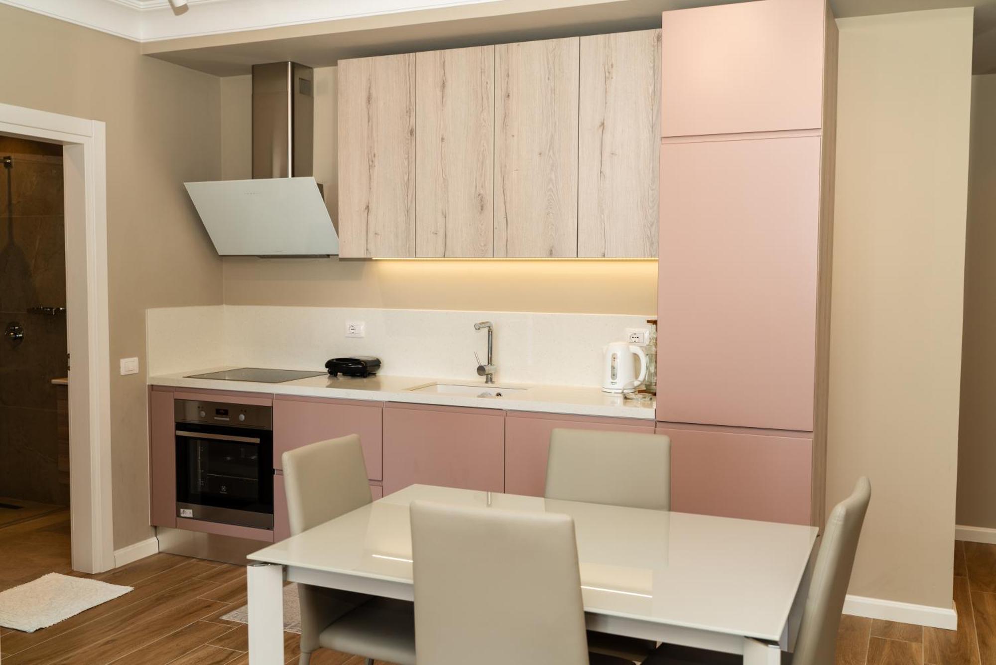 Blissful Apartments Sarande Exterior photo